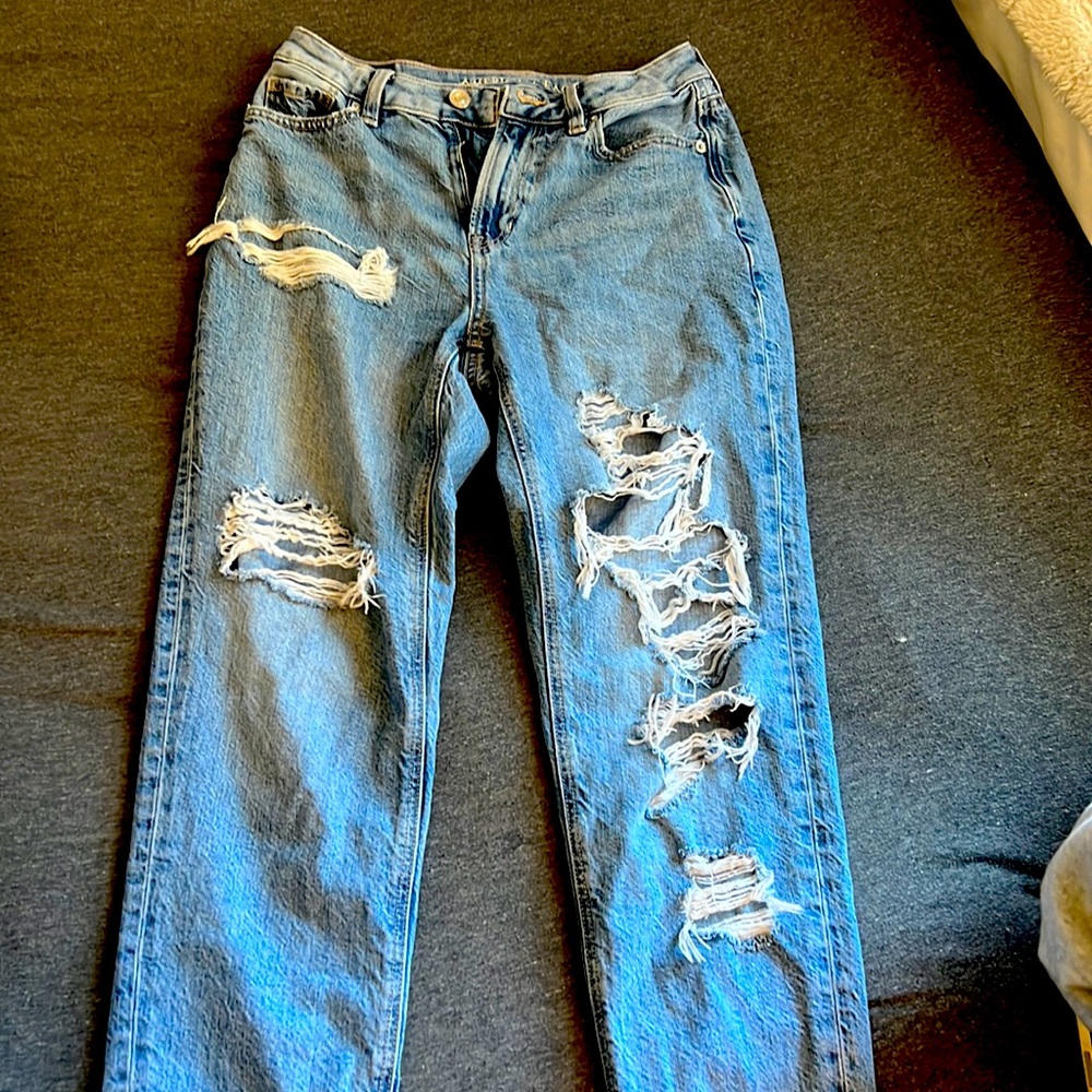 American Eagle Mom Jeans